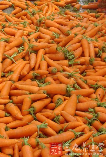 吃胡萝卜可应对皮肤干燥