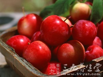 DIY绿茶苹果汁 排清体内废物