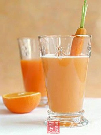 四种蔬菜汁 清肠排毒好“轻”松