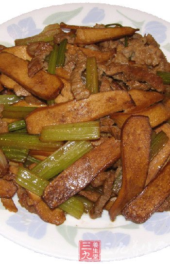 四大方法学芹菜炒香干