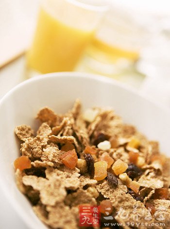 夏天喝碗大麦茶可解暑