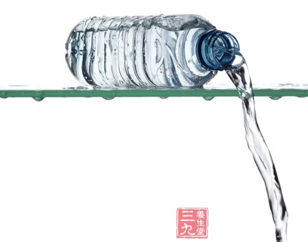 矿泉水：矿物质适中才是健康水