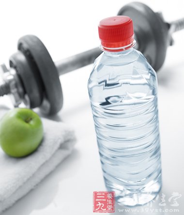 矿泉水：矿物质适中才是健康水