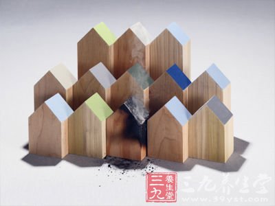火灾发生要补氧 夏日必备健康急救手册