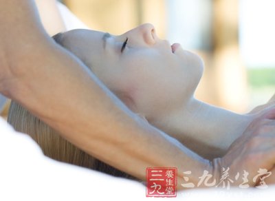 七中医养生头部按摩法 气血通畅防病养生