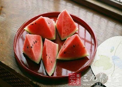 这样吃西瓜易变胖