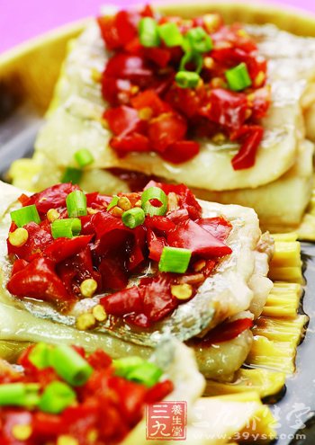 老人吃腐竹有助预防老年痴呆