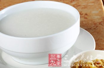 常喝大米粥可预防感冒(2)