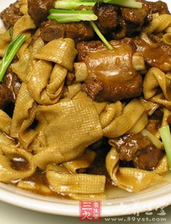 暴饮暴食可导致心率失常