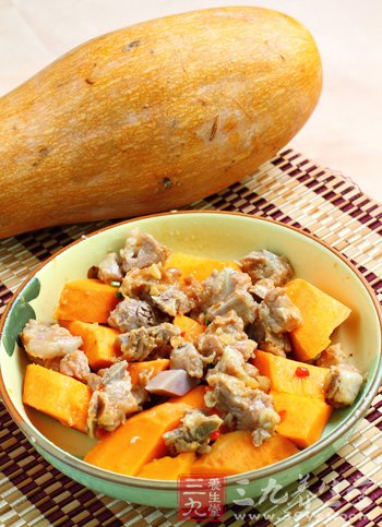 炎炎夏季要吃简单菜 揭秘美味腐乳蒸排骨的做法