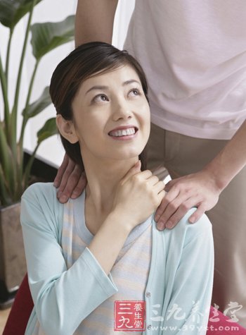 米醋热敷可以治疗落枕