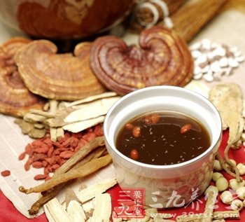 中医药膳食疗 让你走出卵巢早衰