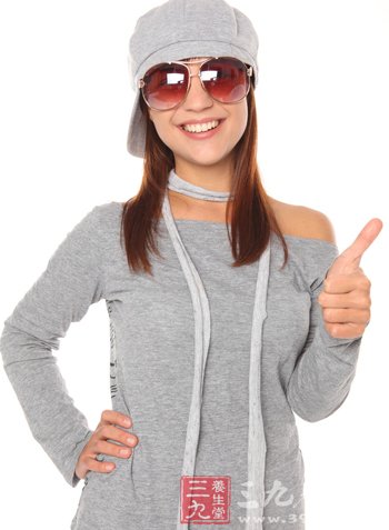 青春期少女为什么长胡须