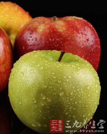 常吃苹果的十个健康益处