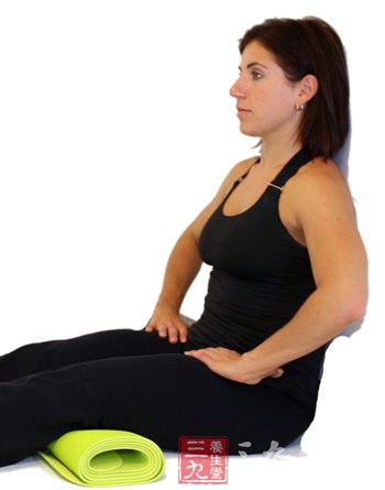 仰卧起坐瘦腹部的正确做法(2)