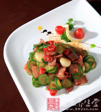 吃猪肉搭配食物有讲究