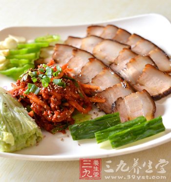 吃猪肉搭配食物有讲究