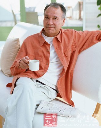 三九养生堂-老人多喝白开水好处多