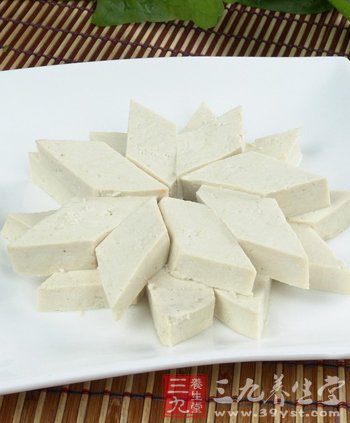 豆腐多吃不利健康