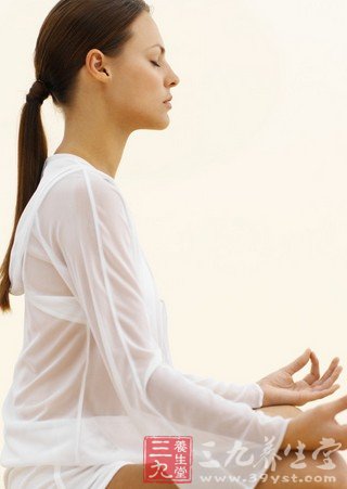 四大瑜伽瘦身法 修炼美人体