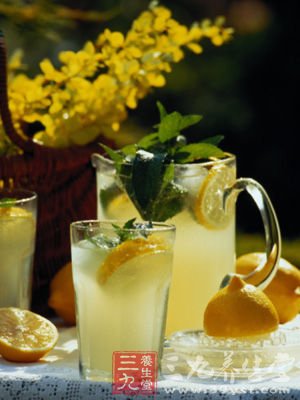 桂花柠檬水制作方法