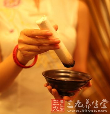 常灸百会穴治疗头痛症