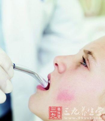 哪些人拔牙要十分小心
