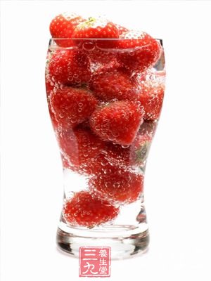 草莓瘦身会令心情抑郁