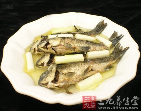 秋燥滋补 荐3款养生汤膳食谱