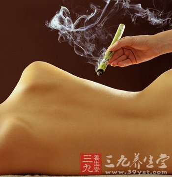 艾灸治脚气 赶走臭味