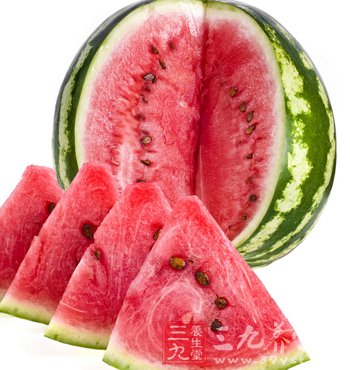 6种日常水果多吃易致病