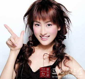 女人7大禁忌 化妆时最易犯