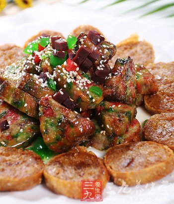惊 这些食物会让你头痛加重