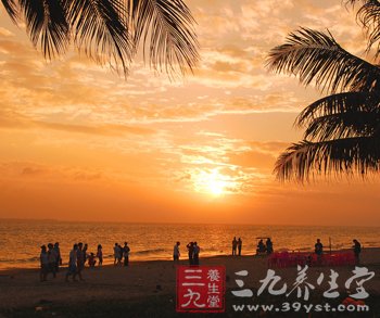 国庆节老年人到三亚旅游要注意七点事项