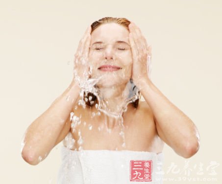 冷水洗脸并不适合所有人
