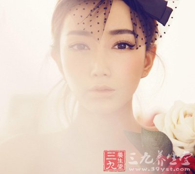 女性腰痛是怎么回事 8大原因告诉你