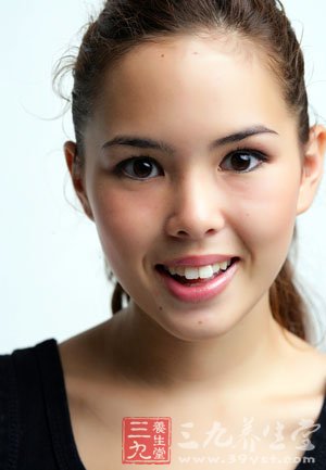 三九养生堂-中医提醒你引起皮肤瘙痒的原因