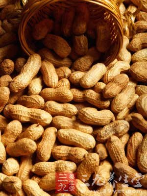 初冬吃花生提高5种抗病力