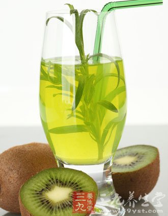 正确的喝水方法可以减肥