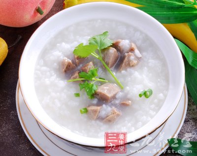 立冬食补 饮食帮你来清肺