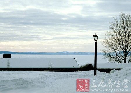 起居要留心 “藏”头暖足胜吃药