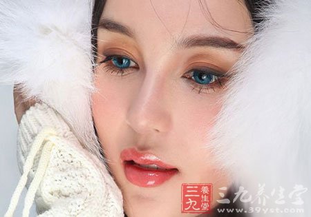 冬季护唇法则 让你“唇唇欲动”