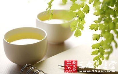 DIY自制花草茶 既防輻射又緩解疲勞