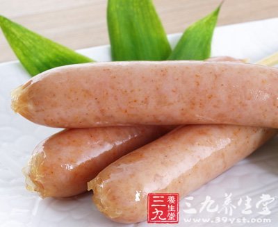 亚硝酸盐惹祸 常吃热狗易患大肠癌