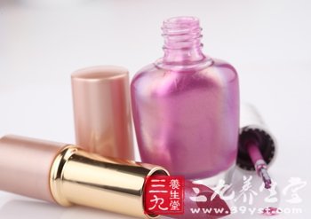 增白祛斑化妆品最易含汞 长期使用易致肾脏损