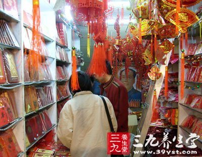 警惕假期健康威胁 放一个健康假
