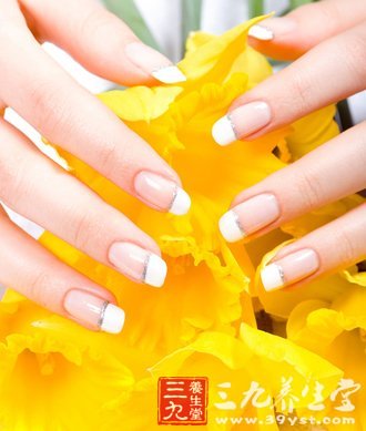 护理指甲的7大误区