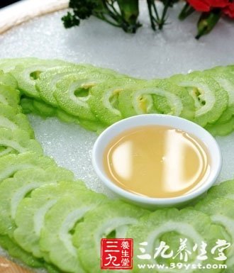 年末聚餐易致牙龈肿痛 5食疗方助你放心吃