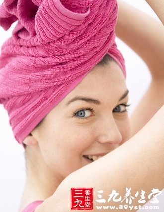 10<em>头发护理小常识</em>(5)-三九养生堂