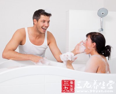 洗澡助你赶跑身体的五种不适
